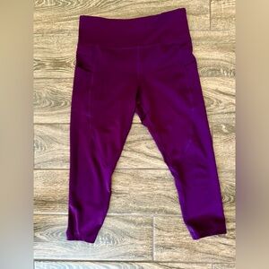 ZYIA Active Light and Tight Crop Legging